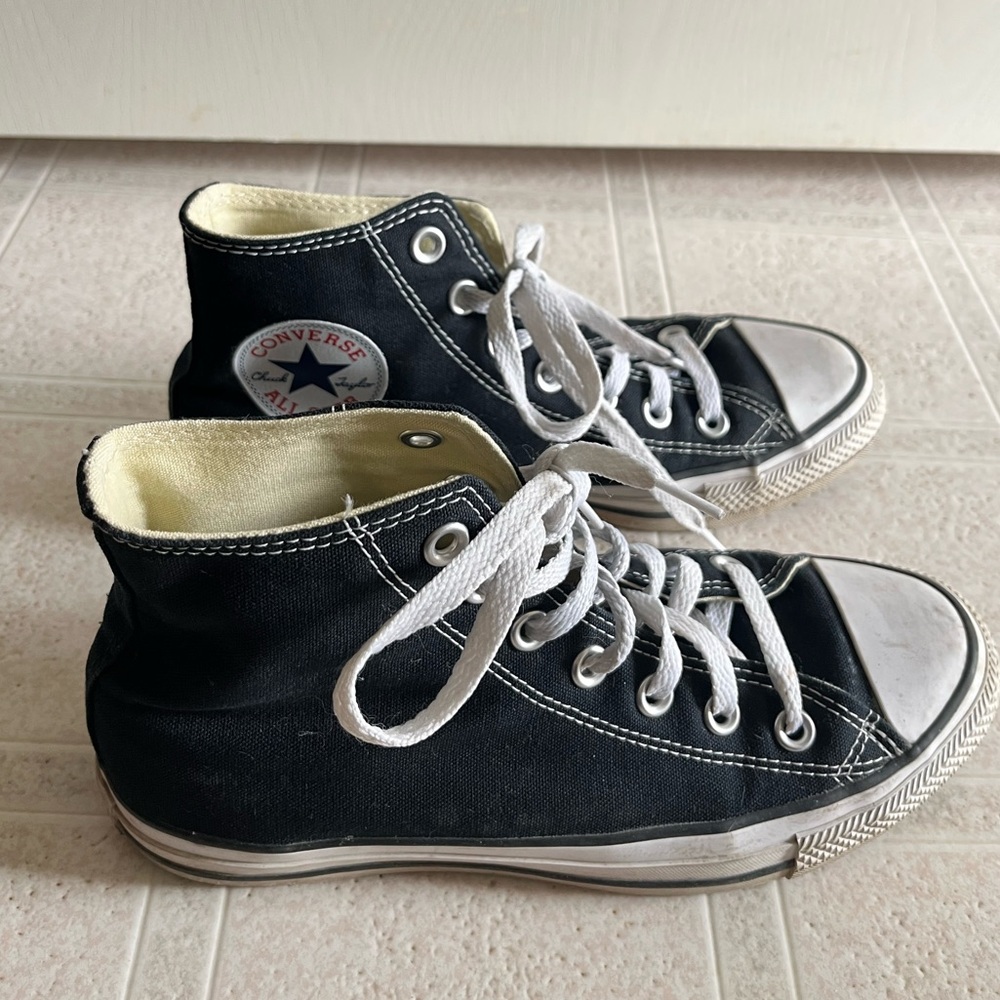 CONVERSE
CHUCK 70 HI SNEAKERS IN BLACK